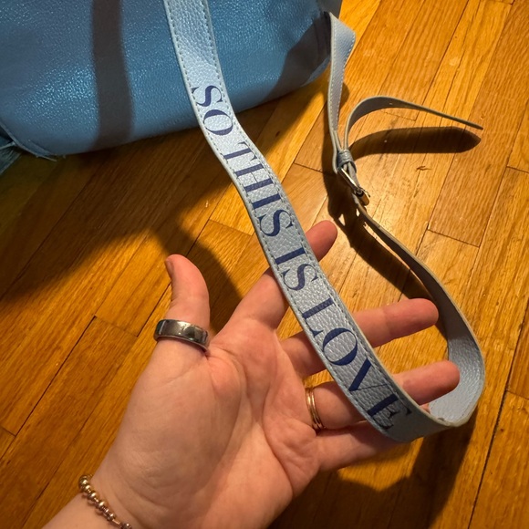 RARE Danielle Nicole Light Blue Cinderella Postcard Backpack - Picture 3 of 3